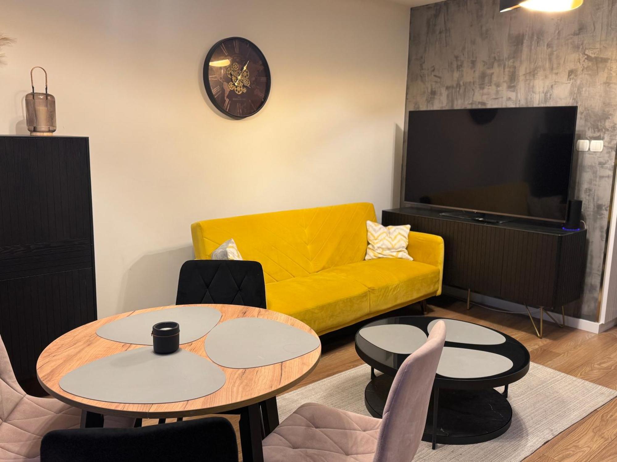 Baltic Shore Apartment - Close To Beach & Parking 格但斯克 外观 照片